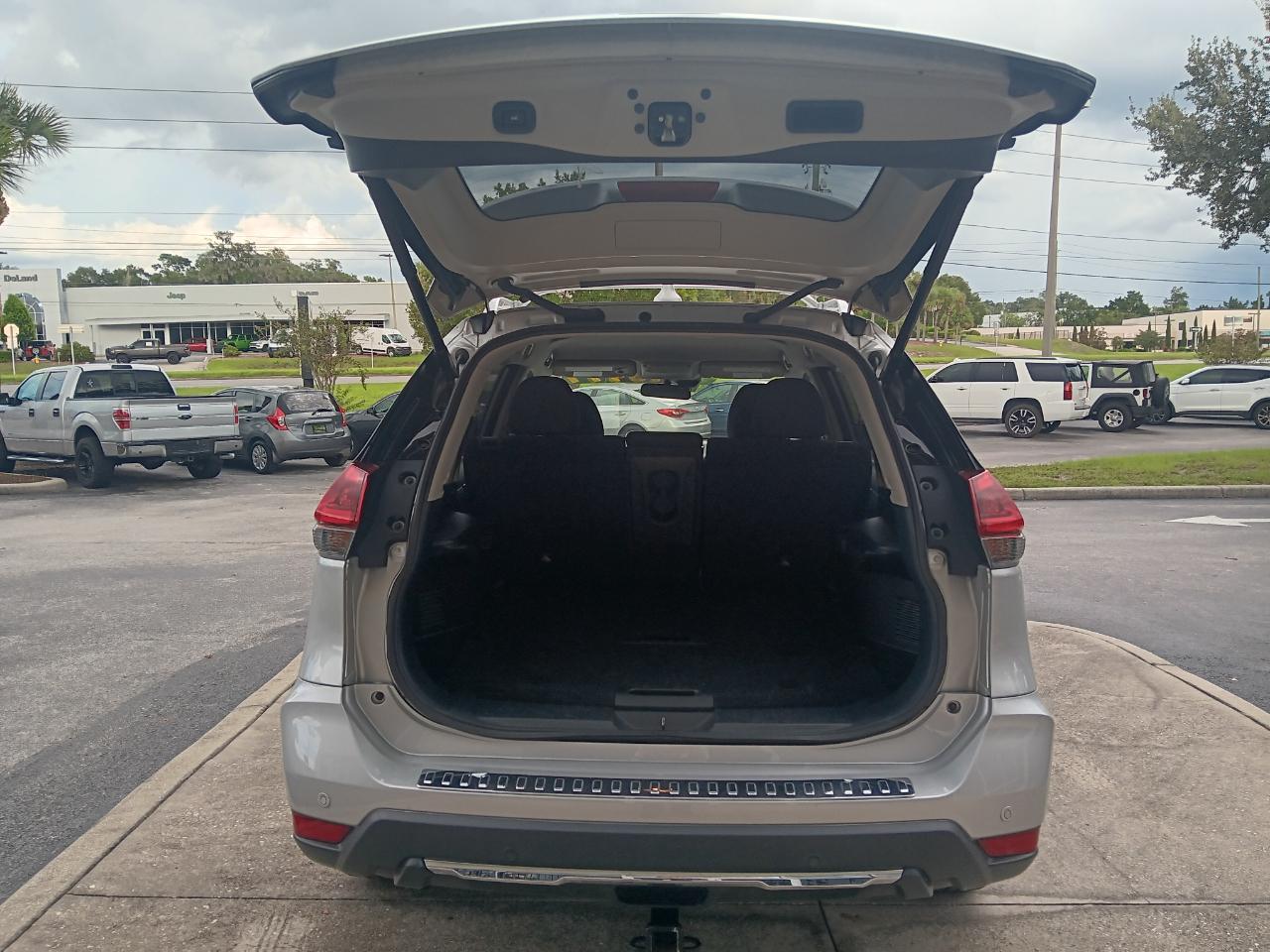 Nissan Rogue SV 2WD 2019