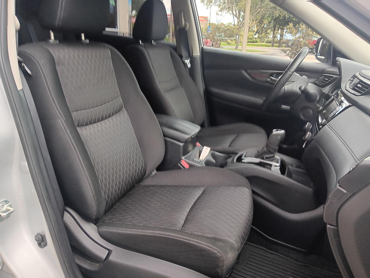 Nissan Rogue SV 2WD 2019