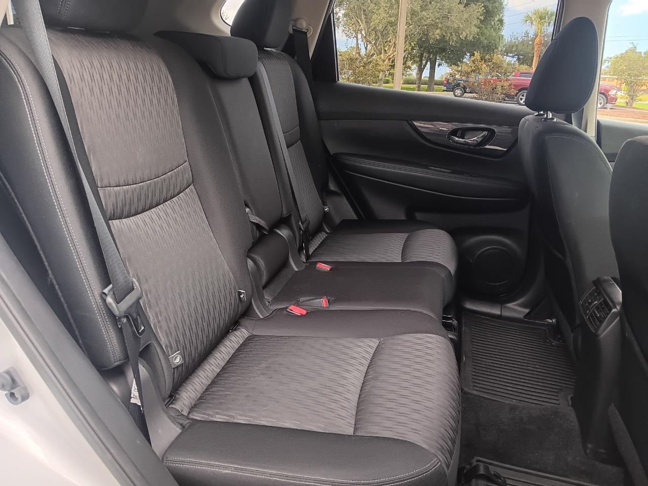 Nissan Rogue SV 2WD 2019