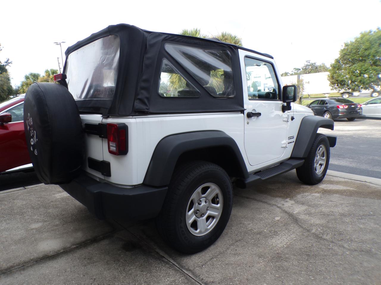 Jeep Wrangler Sport 4WD 2012