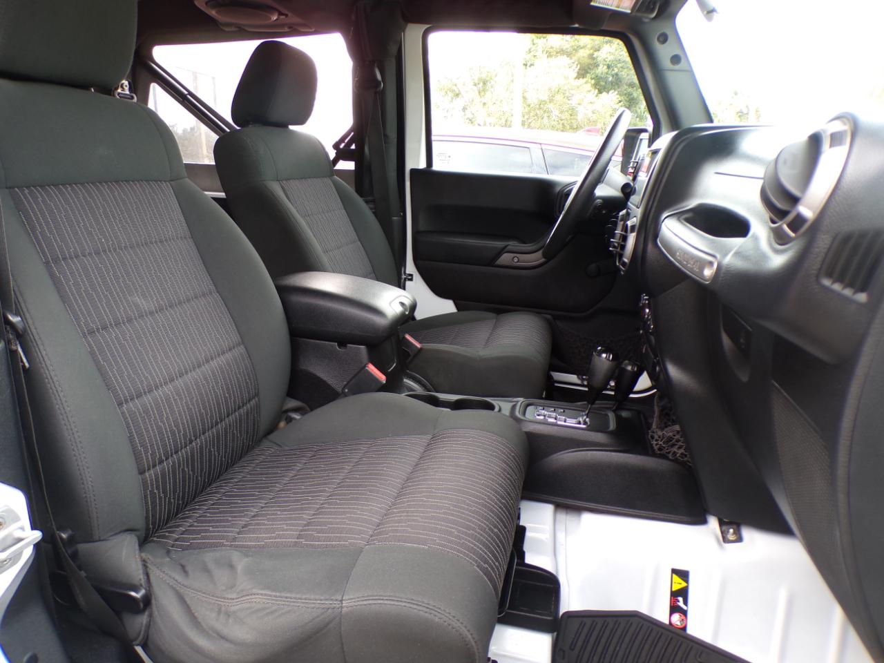 Jeep Wrangler Sport 4WD 2012