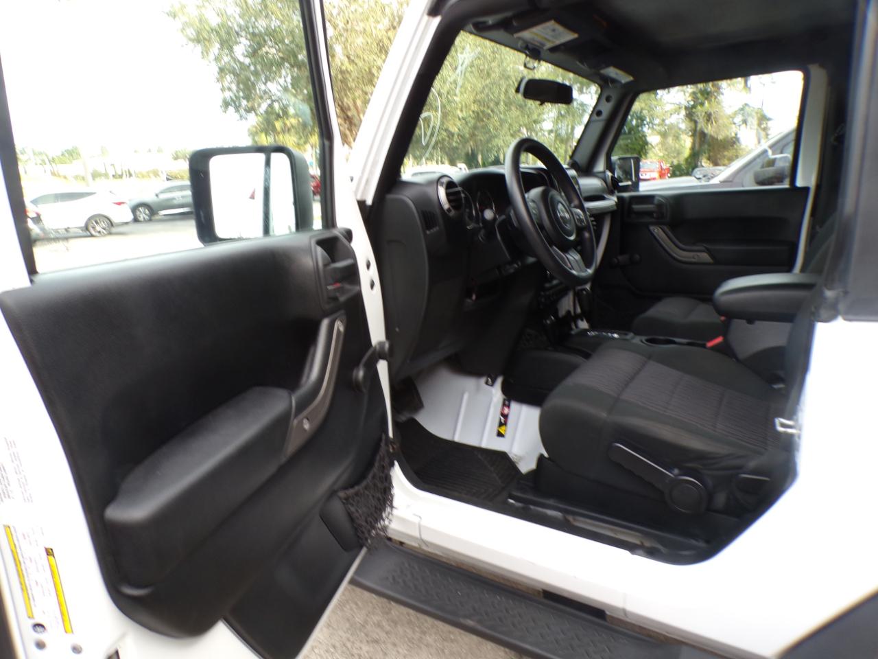 Jeep Wrangler Sport 4WD 2012