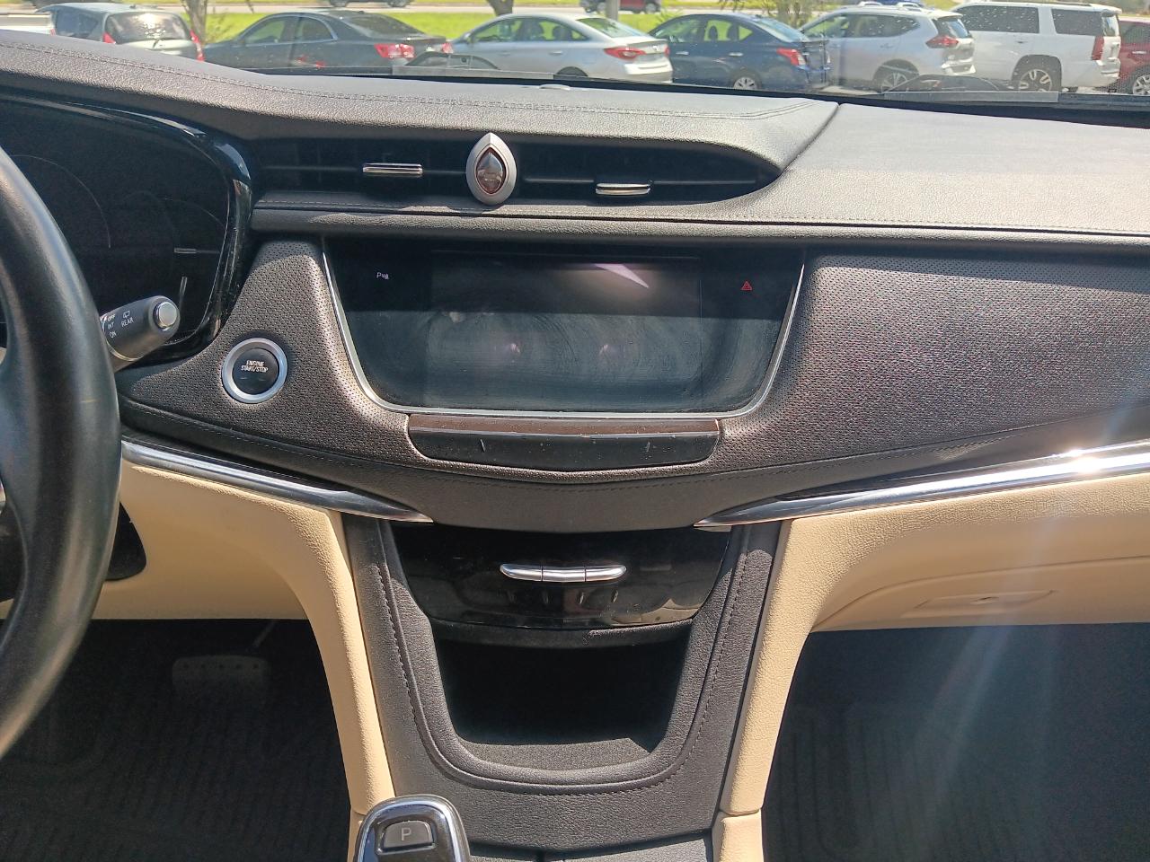 Cadillac XT5 Base 2019