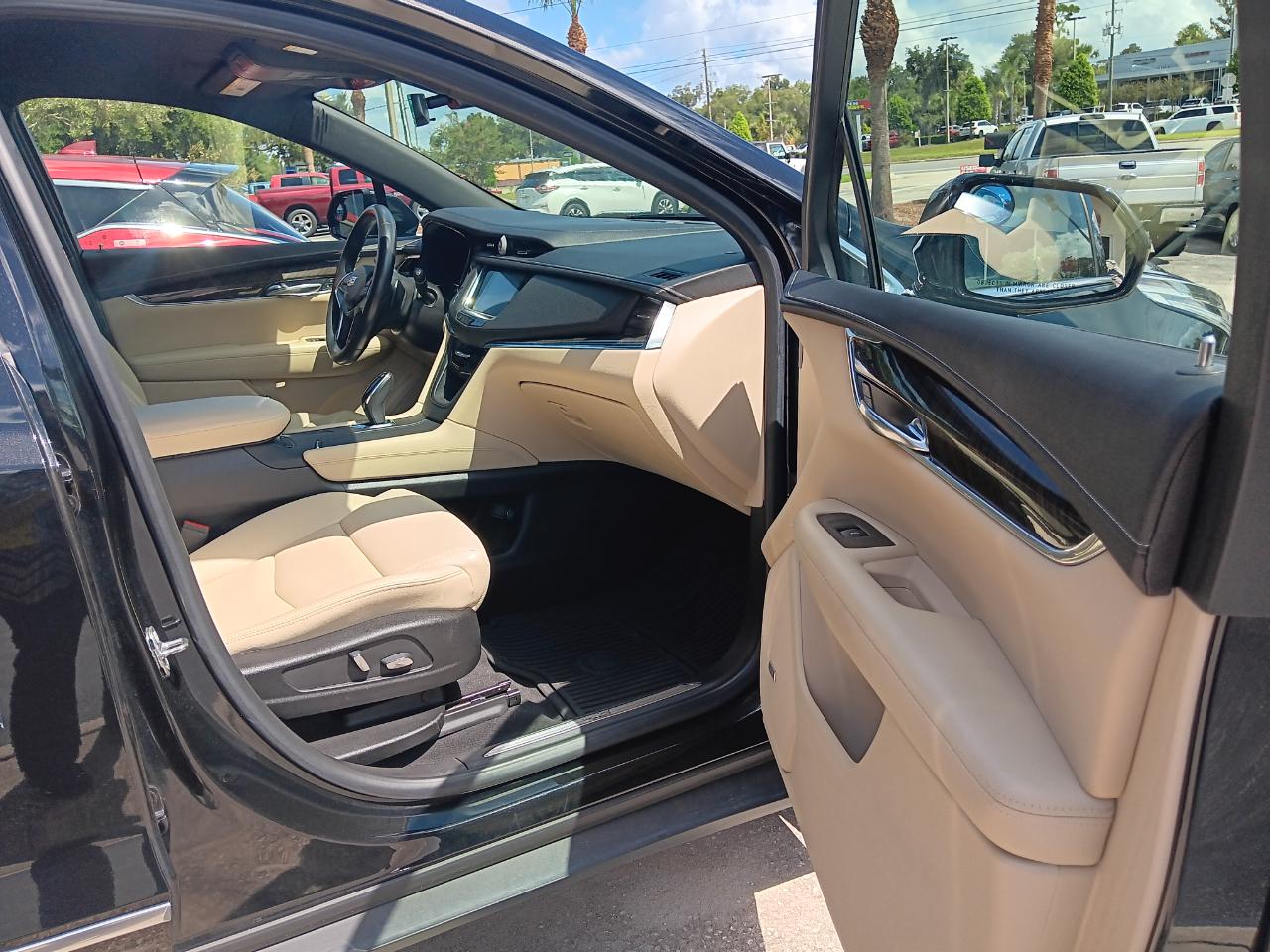Cadillac XT5 Base 2019