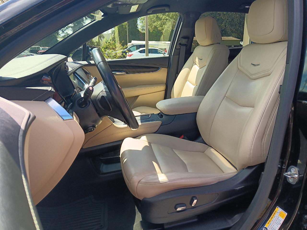 Cadillac XT5 Base 2019