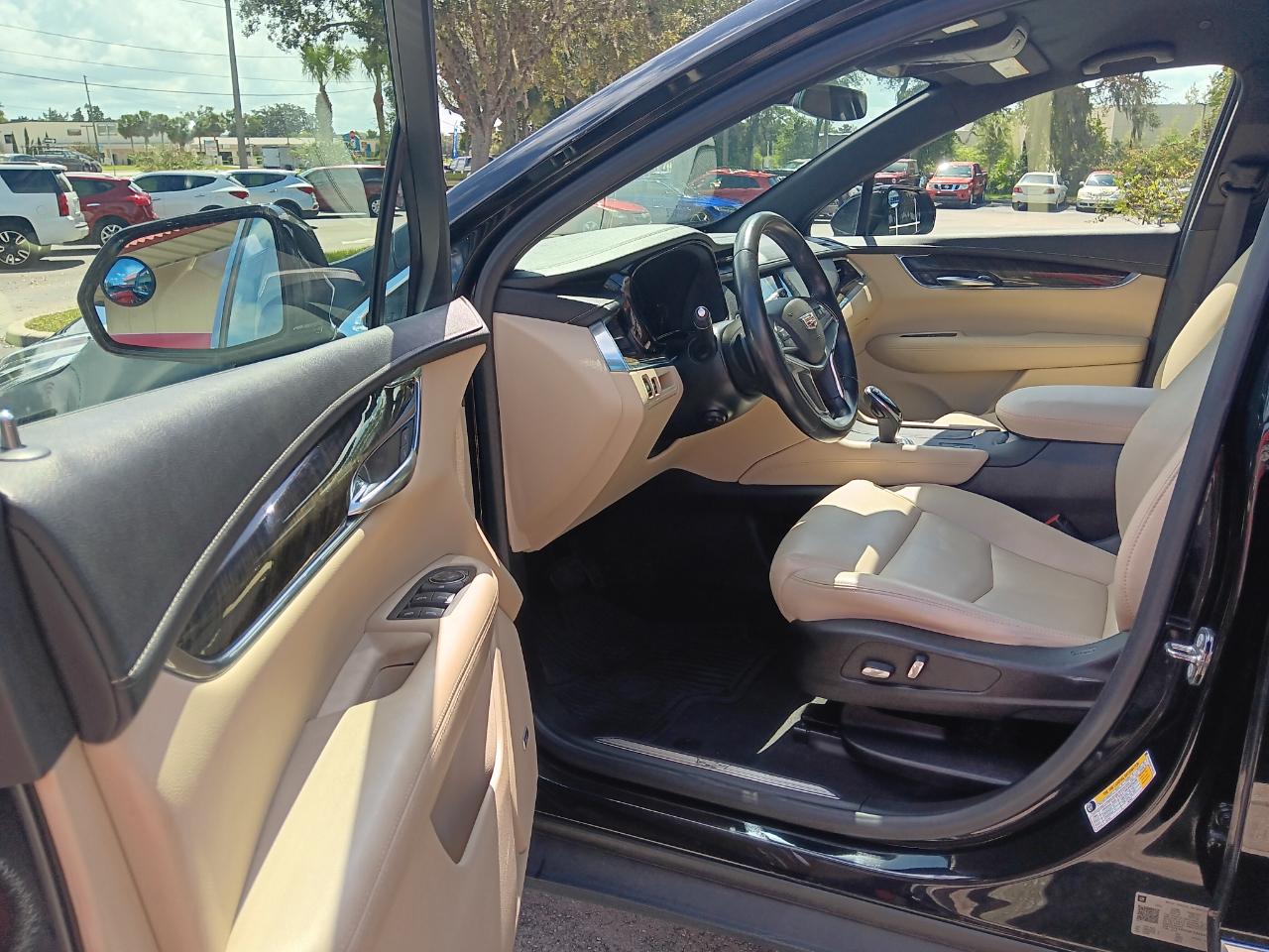 Cadillac XT5 Base 2019
