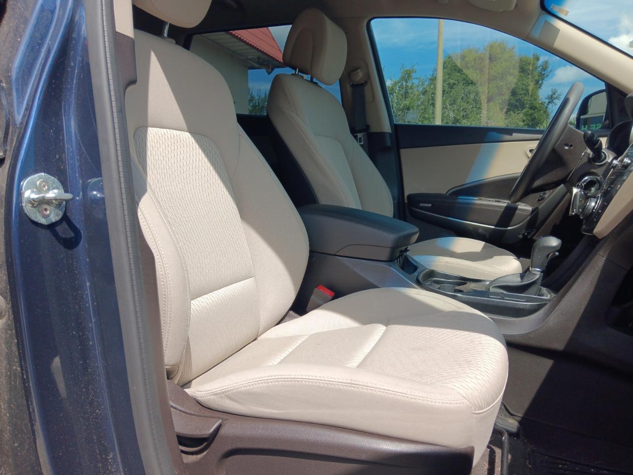 Hyundai Santa Fe SE FWD 2017