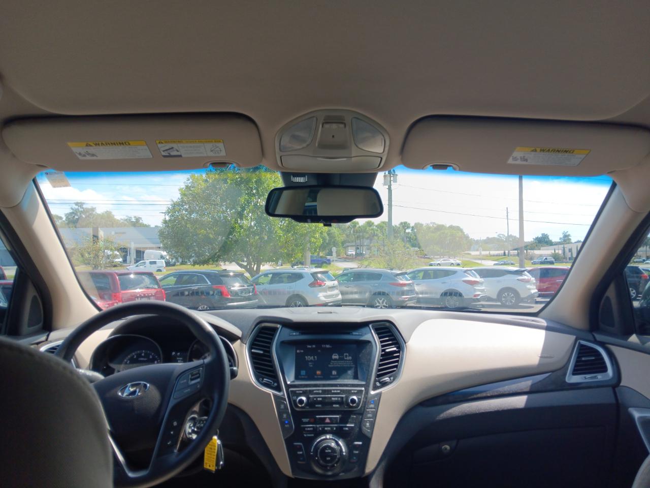 Hyundai Santa Fe SE FWD 2017