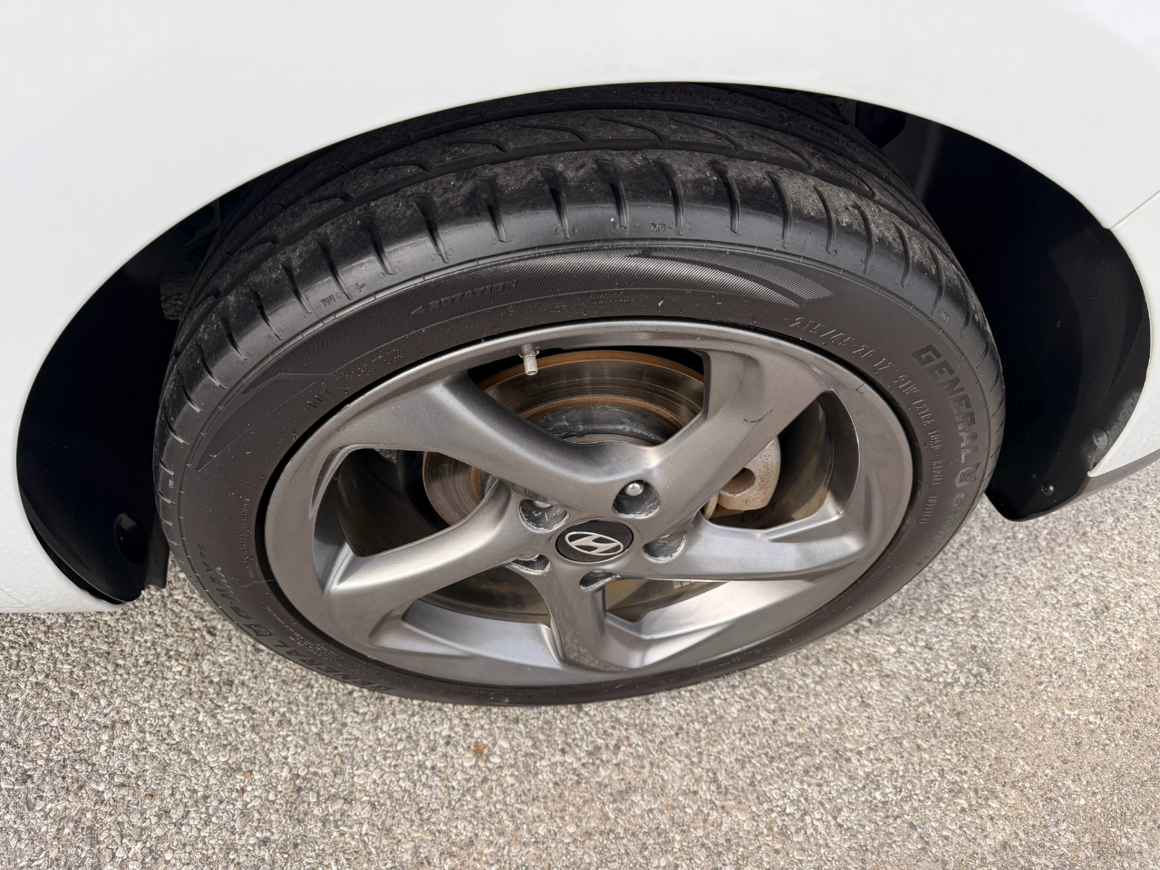 Hyundai Veloster 2.0 6A 2020