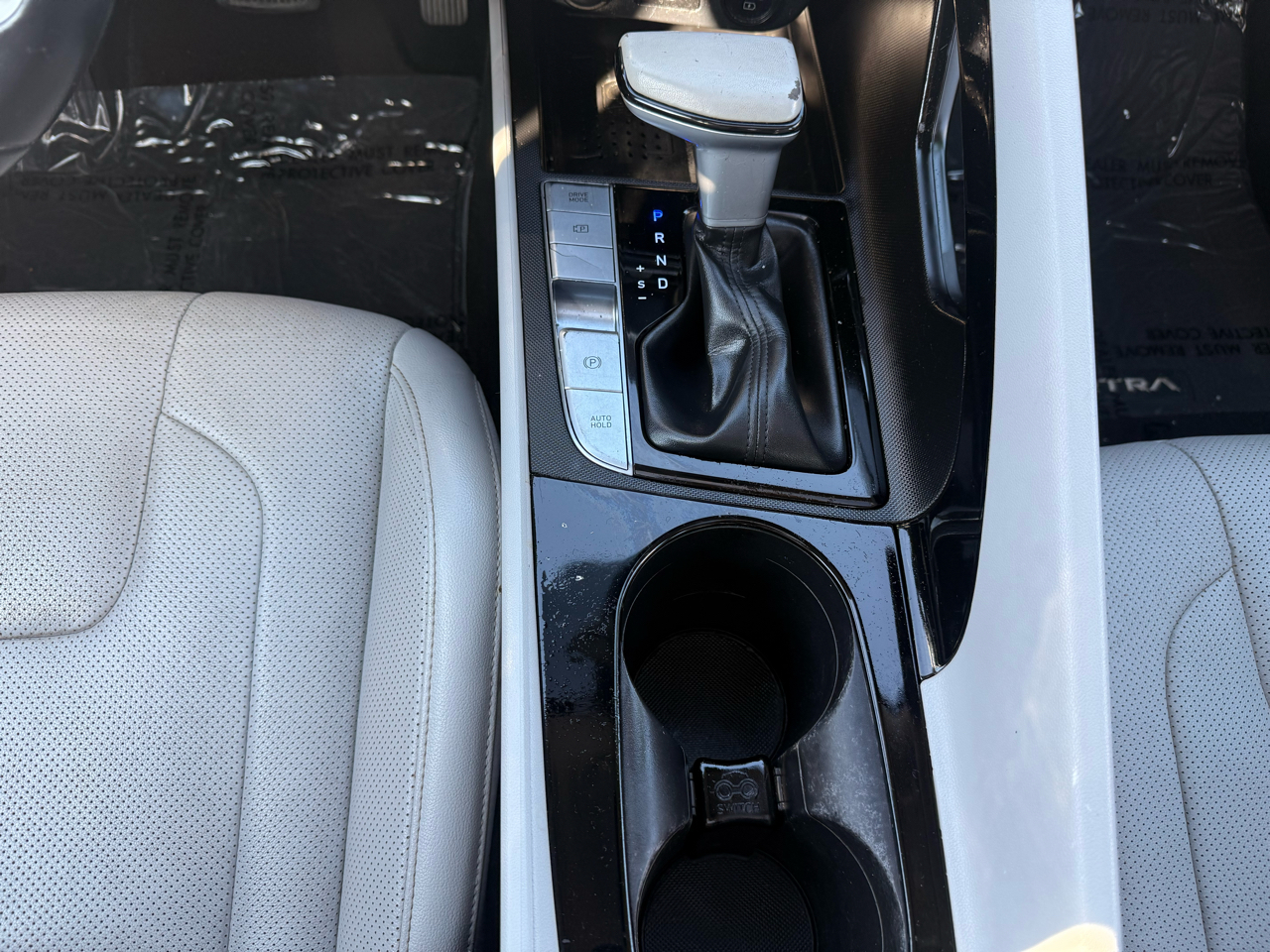 Hyundai Elantra Limited 2023