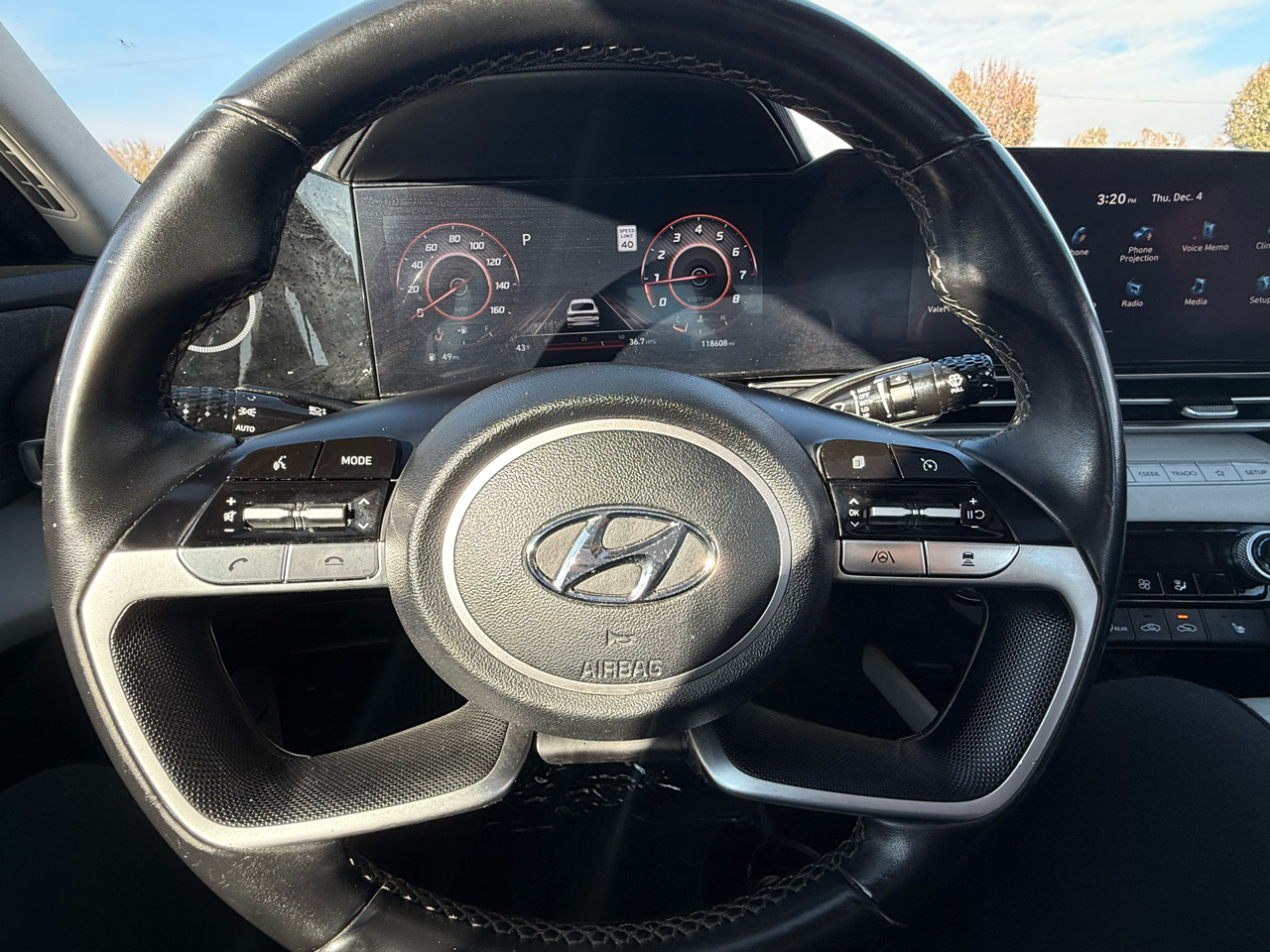 Hyundai Elantra Limited 2023