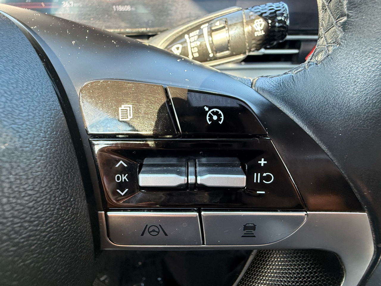 Hyundai Elantra Limited 2023