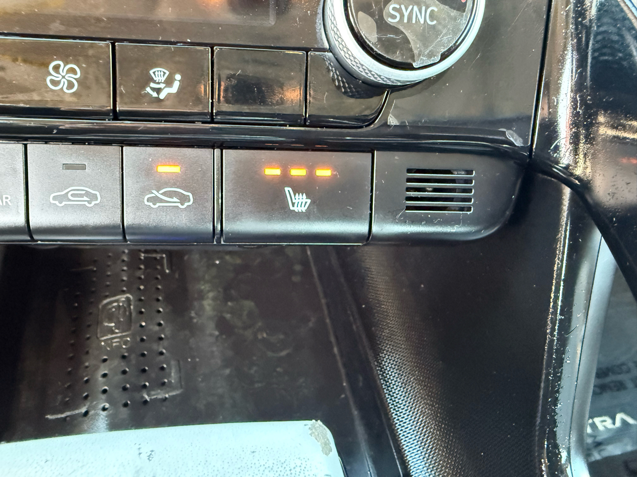 Hyundai Elantra Limited 2023