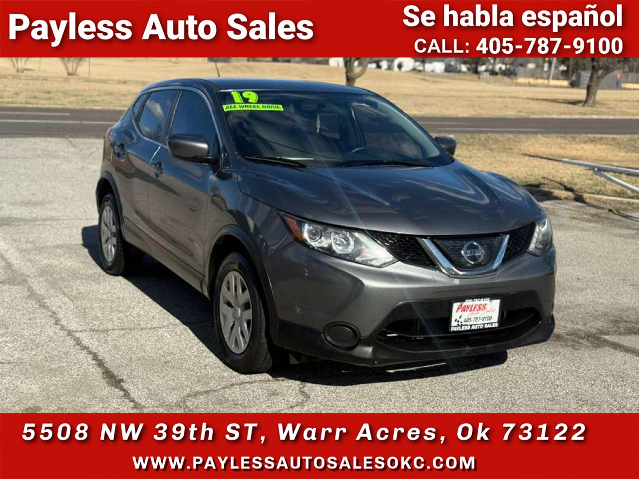 2019 Nissan Rogue Sport S's photo