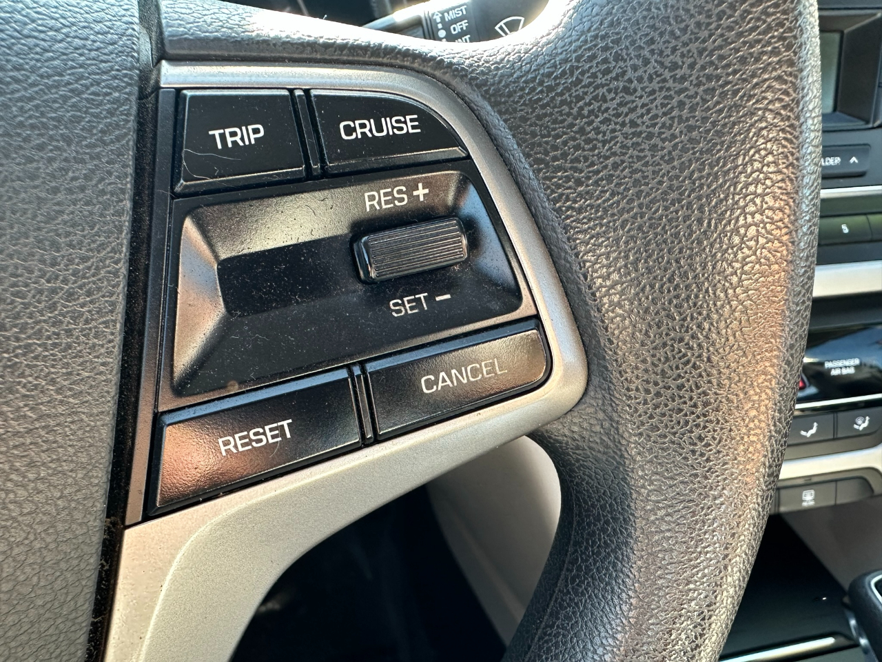 Hyundai Elantra SE 6AT 2018 Hyundai Elantra SE 6AT 2018