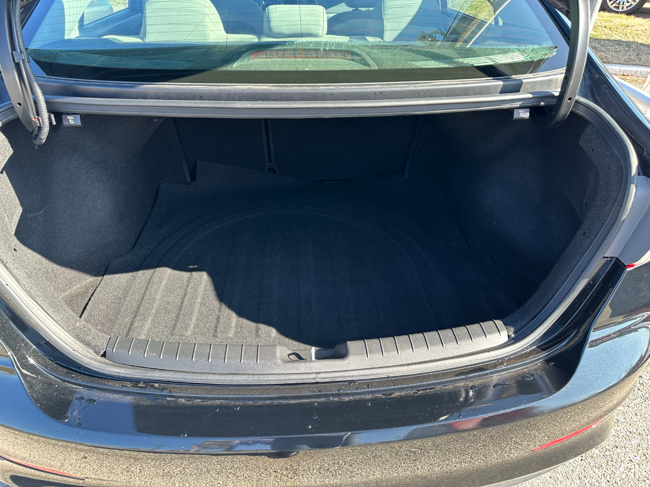 Hyundai Elantra SE 6AT 2018 Hyundai Elantra SE 6AT 2018