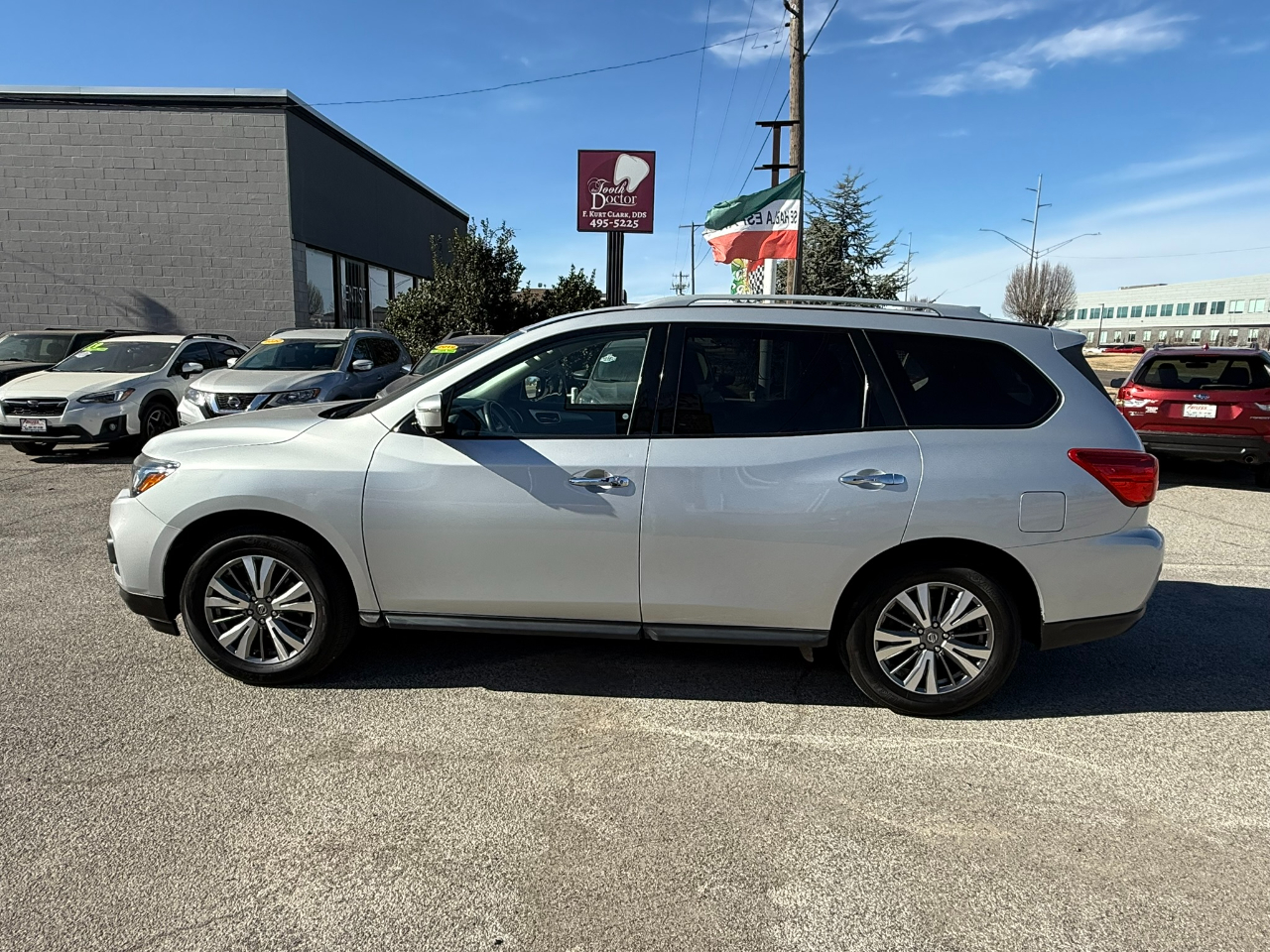 Nissan Pathfinder SL 2020