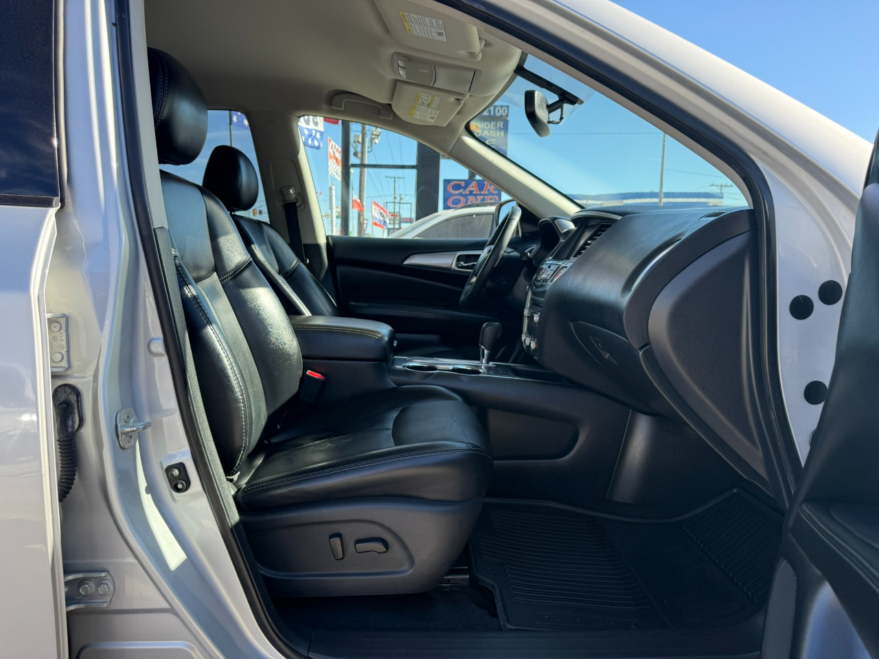 Nissan Pathfinder SL 2020