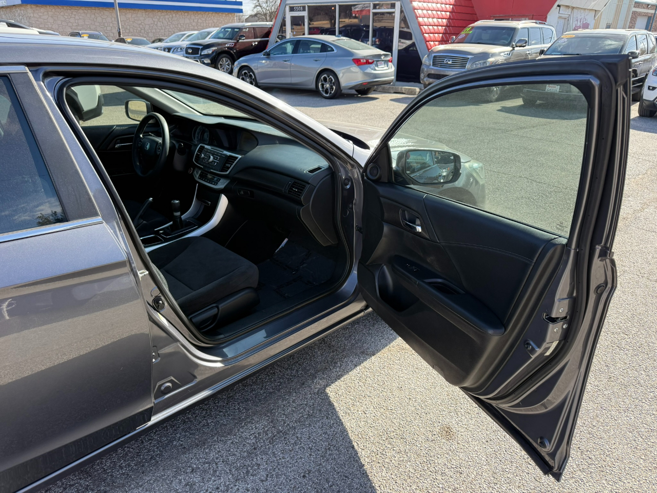 Honda Accord EX Sedan 6-Spd MT 2013