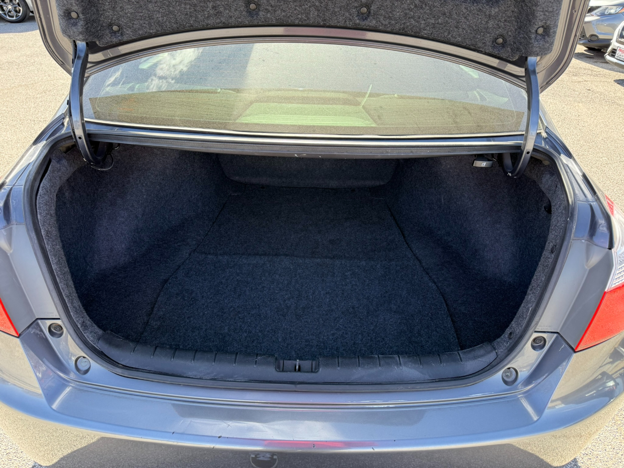 Honda Accord EX Sedan 6-Spd MT 2013