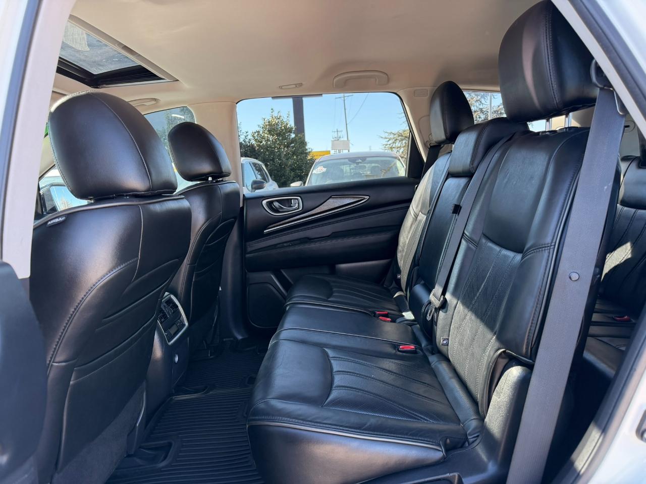 Infiniti QX60 Base FWD 2015