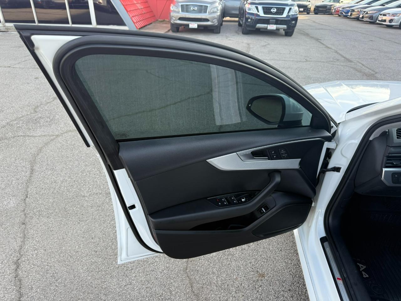 Audi A4 2.0T Premium Sedan 2018