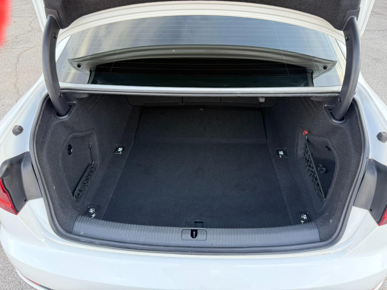 Audi A4 2.0T Premium Sedan 2018