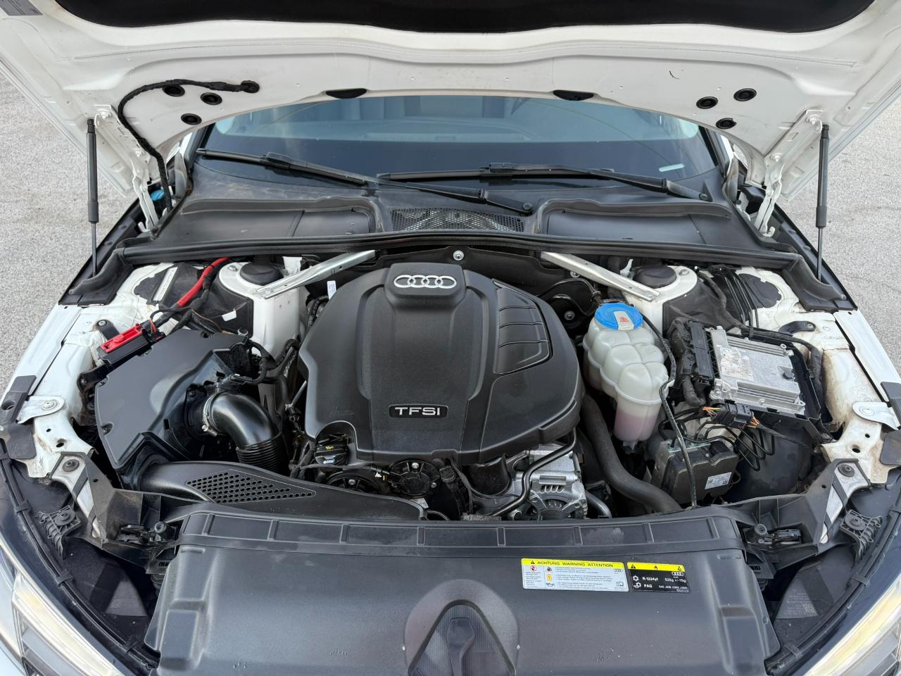 Audi A4 2.0T Premium Sedan 2018