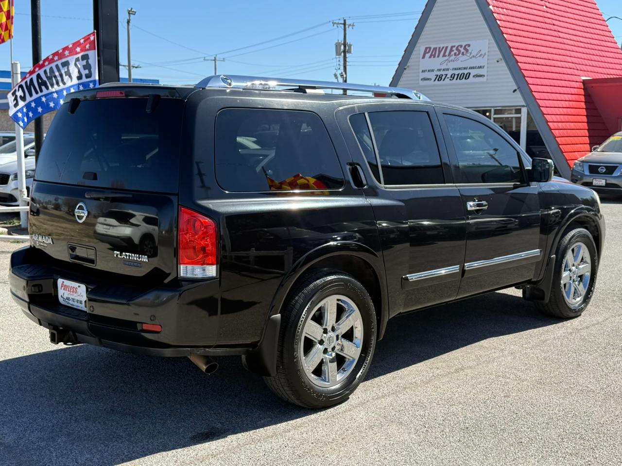 Nissan Armada Platinum 2WD 2011
