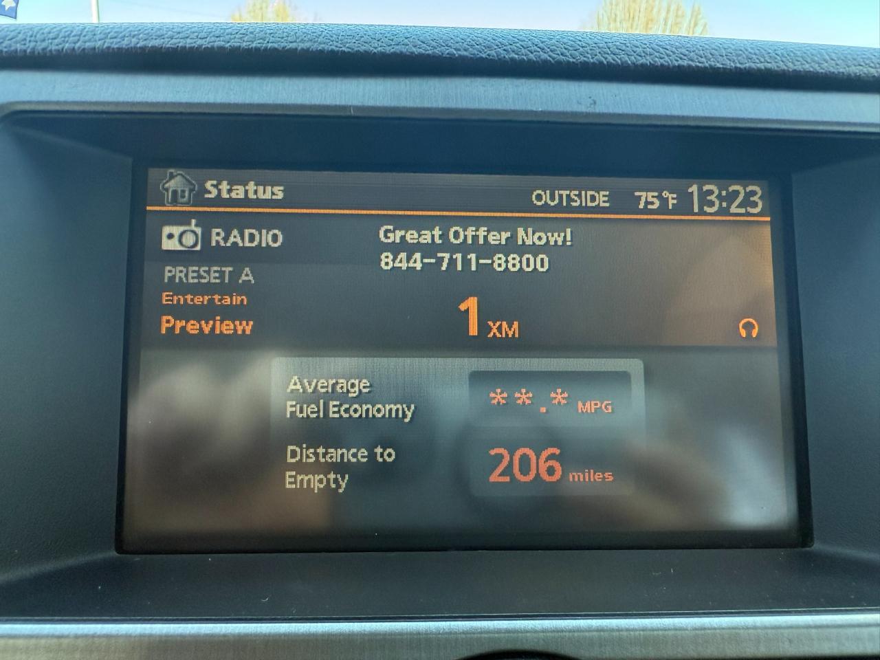 Nissan Armada Platinum 2WD 2011