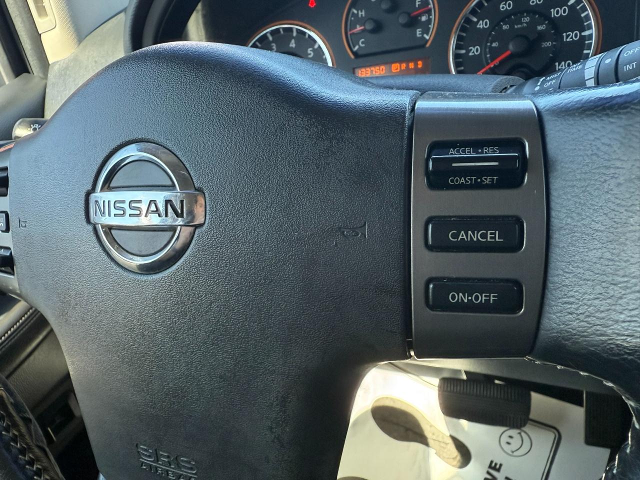 Nissan Armada Platinum 2WD 2011