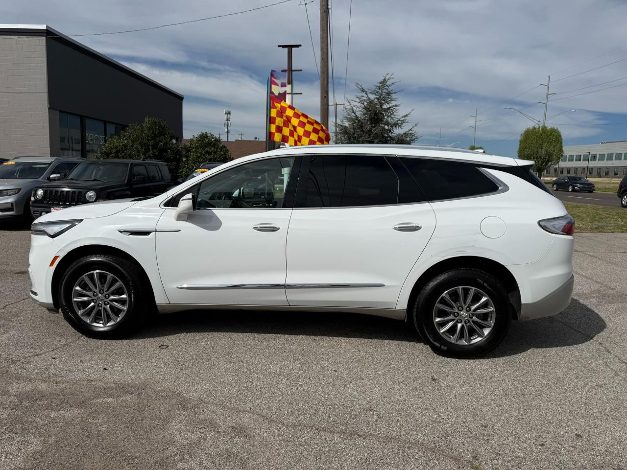 Buick Enclave Essence FWD 2023