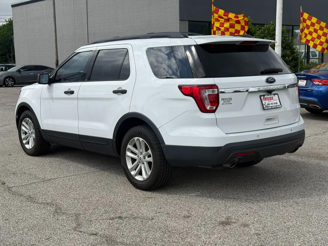 Ford Explorer Base FWD 2017