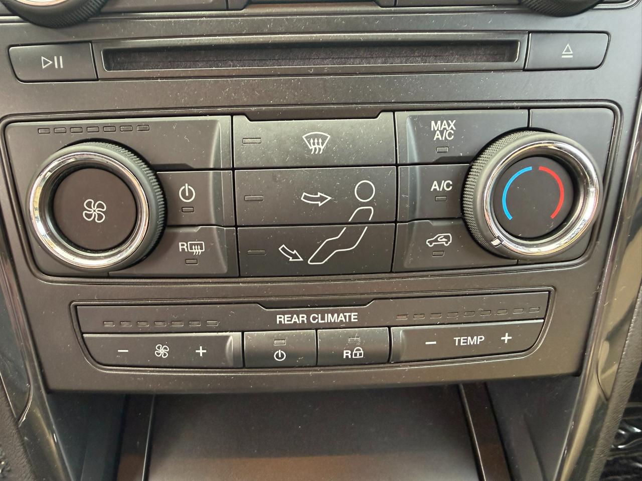 Ford Explorer Base FWD 2017