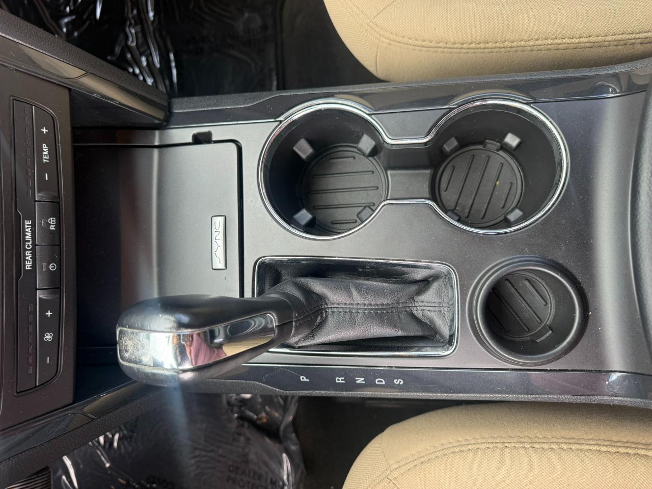 Ford Explorer Base FWD 2017