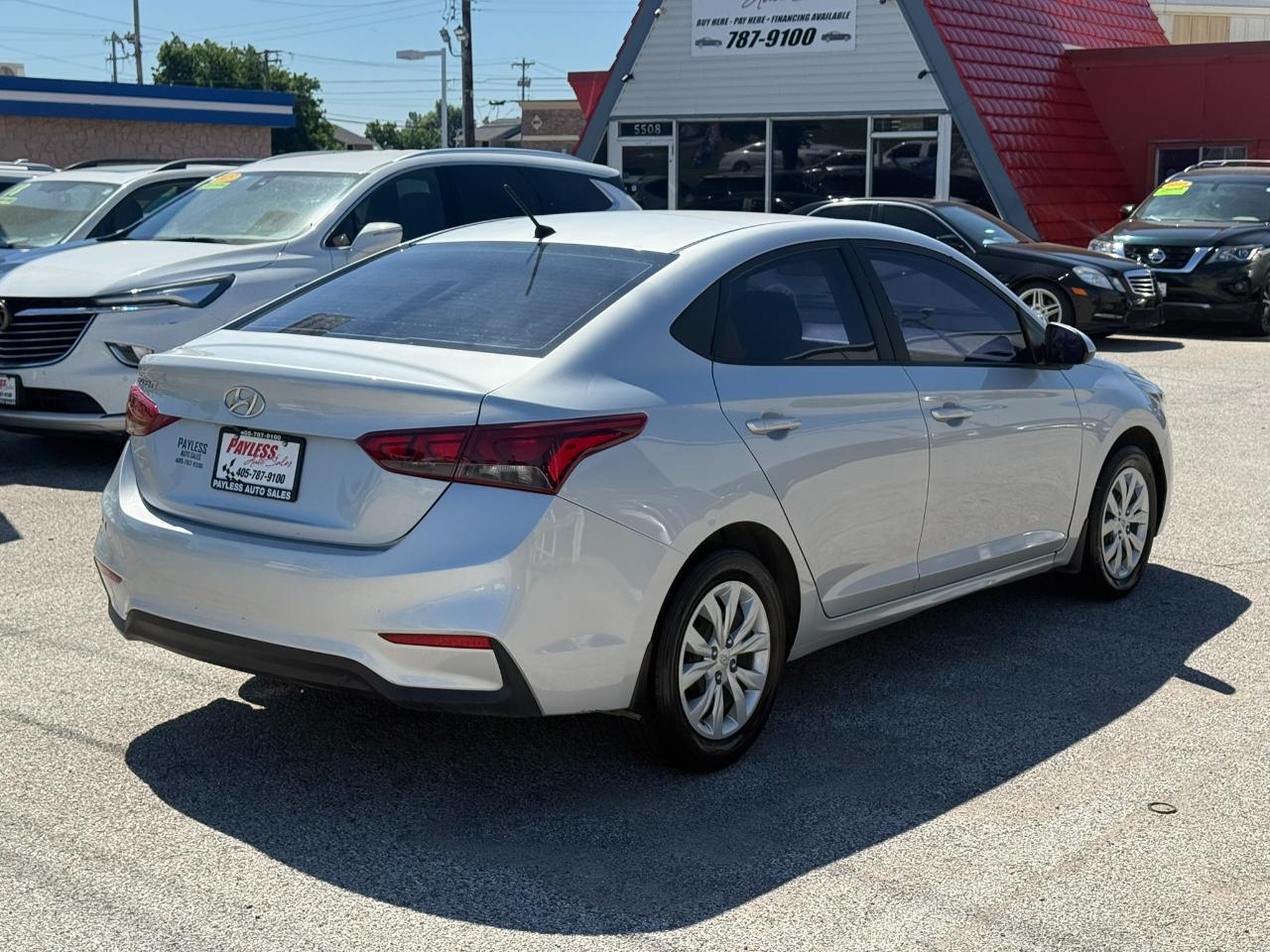 Hyundai Accent SE 2022