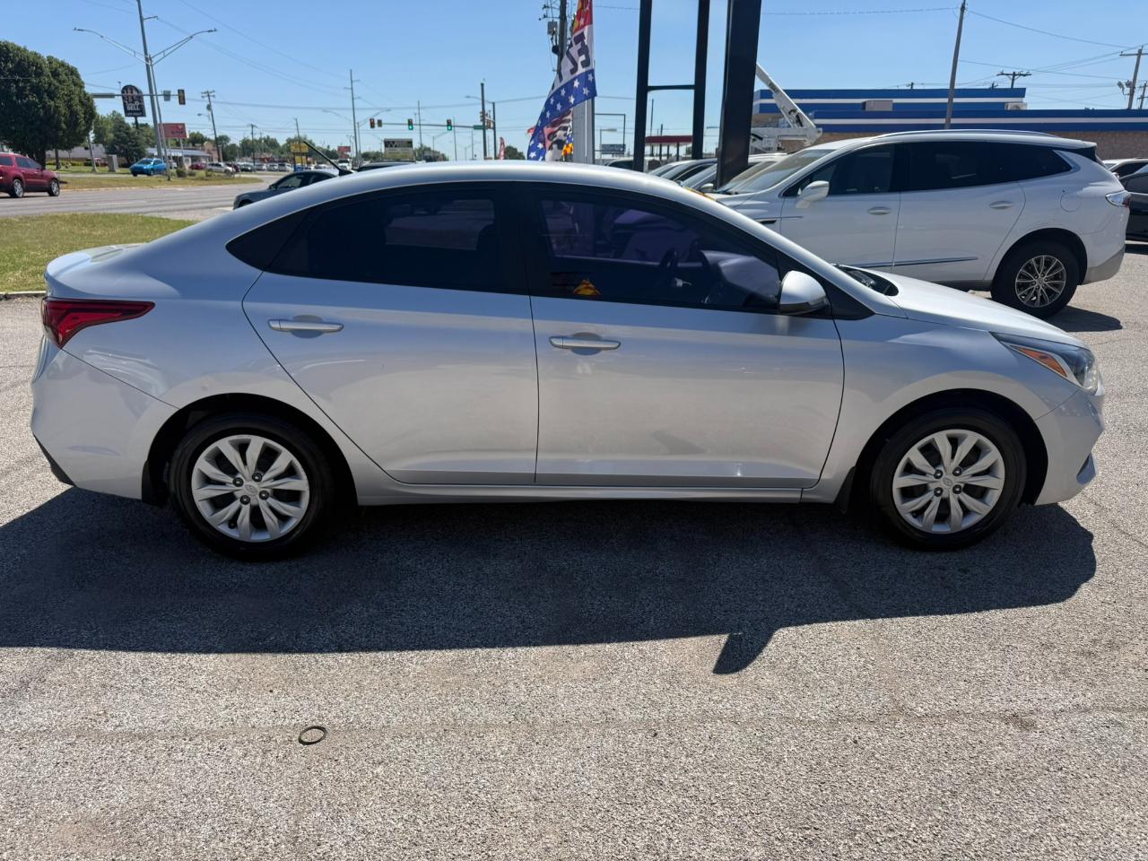 Hyundai Accent SE 2022