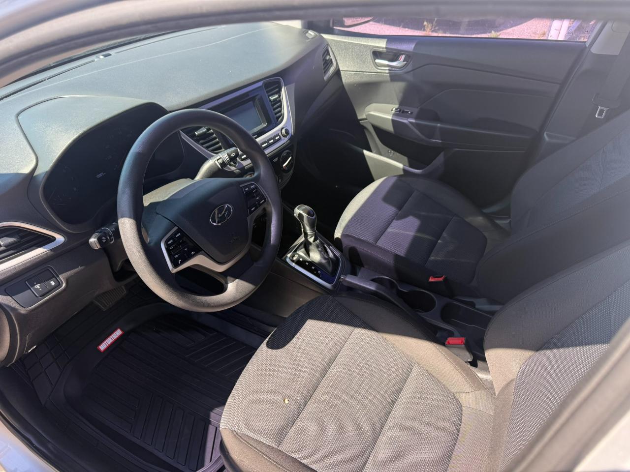 Hyundai Accent SE 2022
