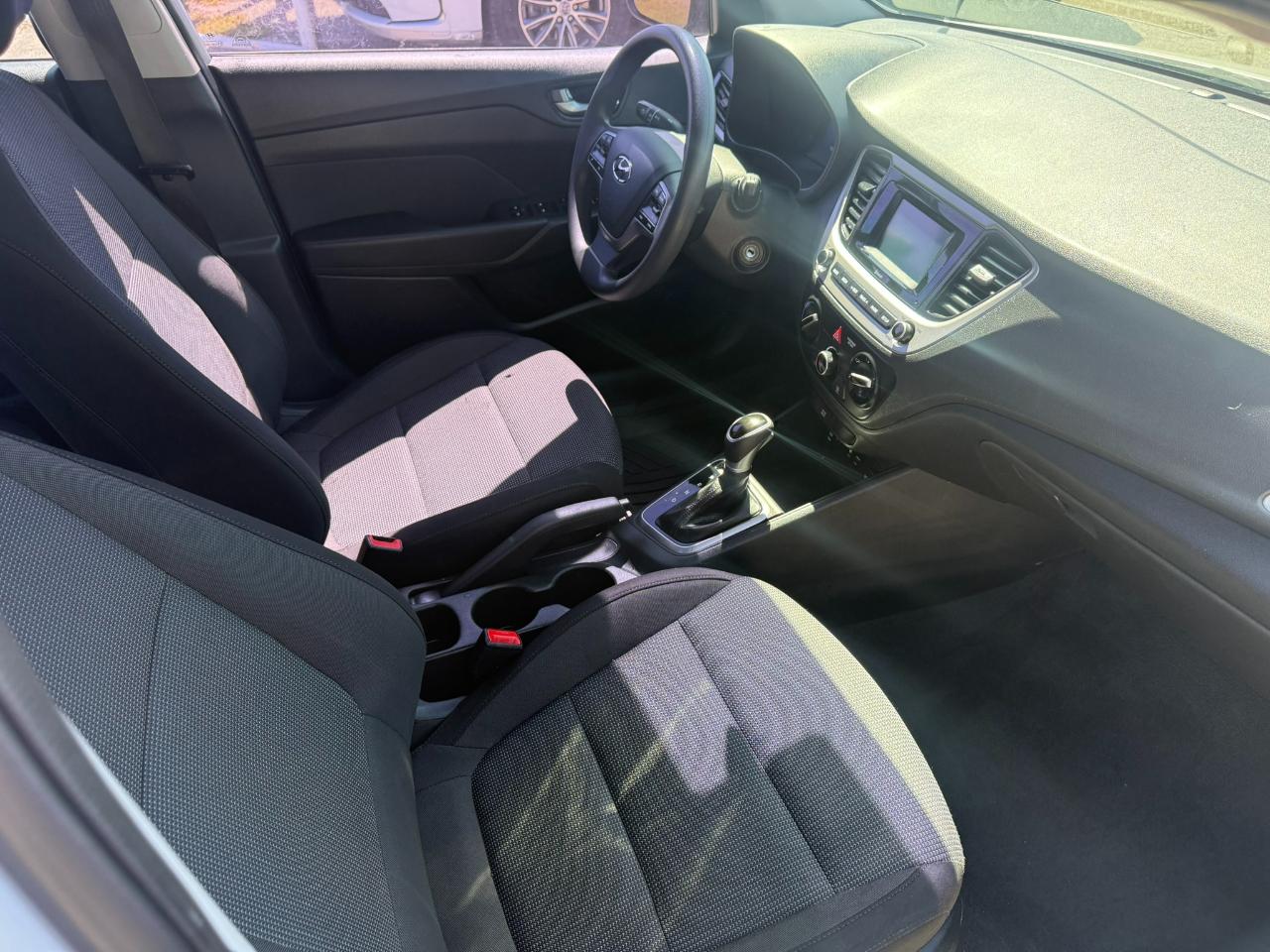 Hyundai Accent SE 2022