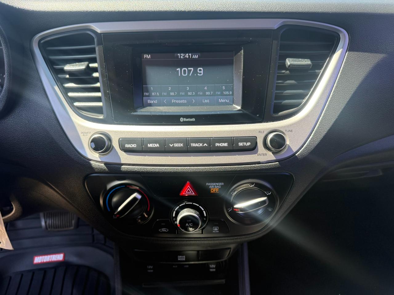 Hyundai Accent SE 2022