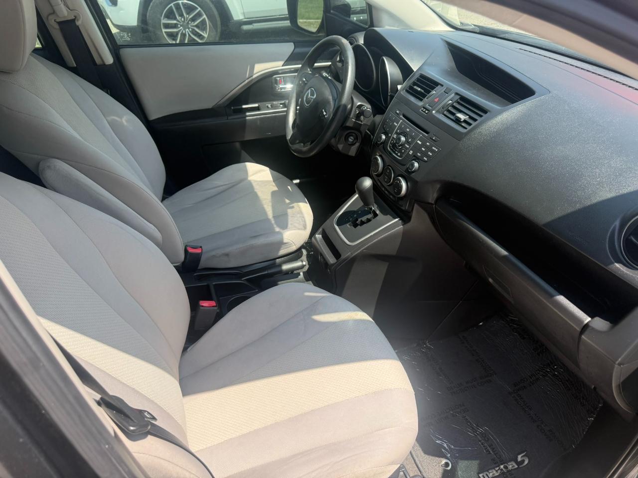 Mazda MAZDA5 Sport AT 2014