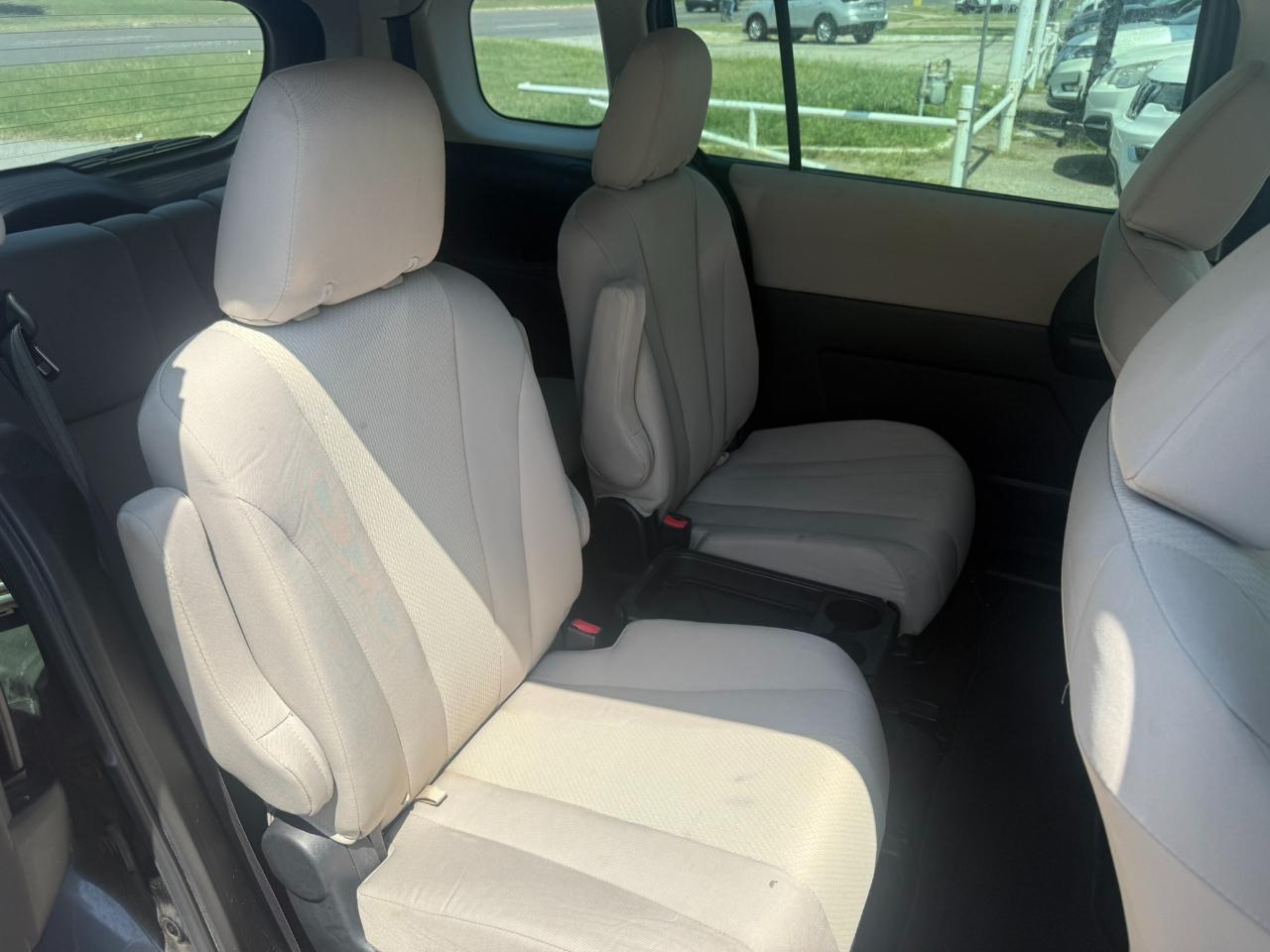 Mazda MAZDA5 Sport AT 2014