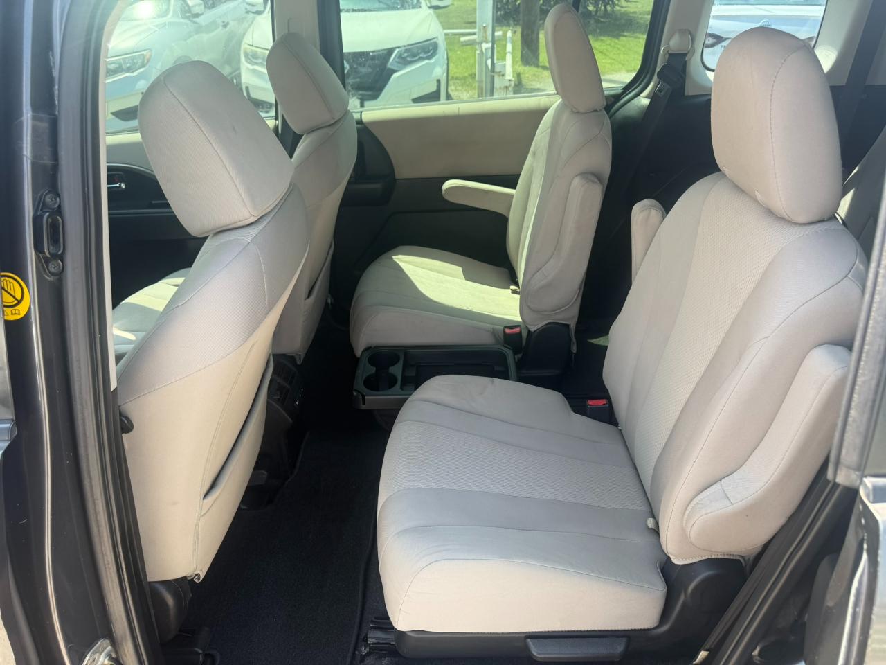 Mazda MAZDA5 Sport AT 2014