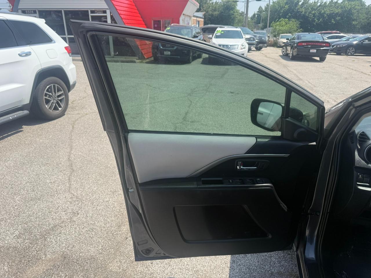 Mazda MAZDA5 Sport AT 2014