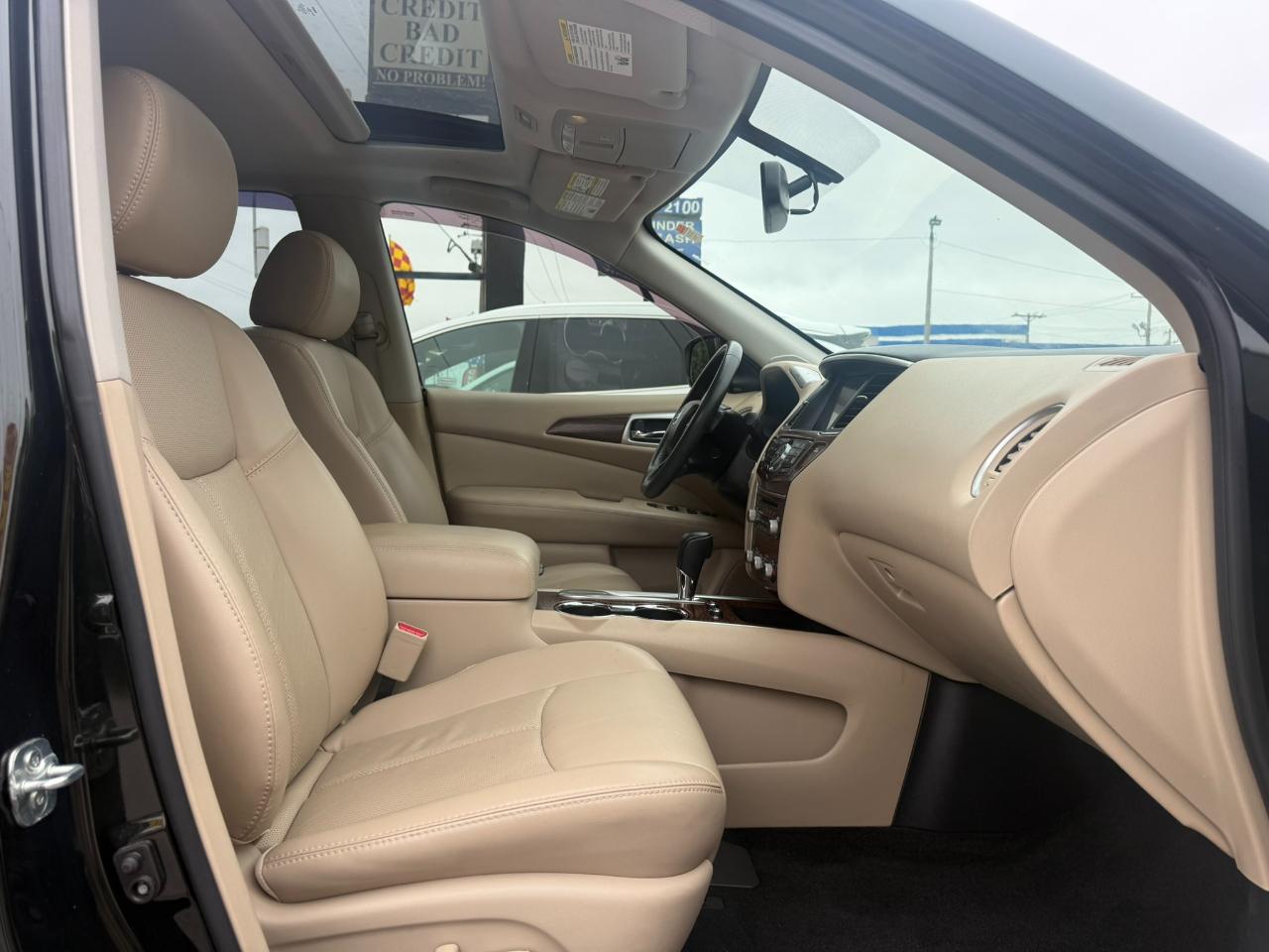 Nissan Pathfinder Platinum 2WD 2018