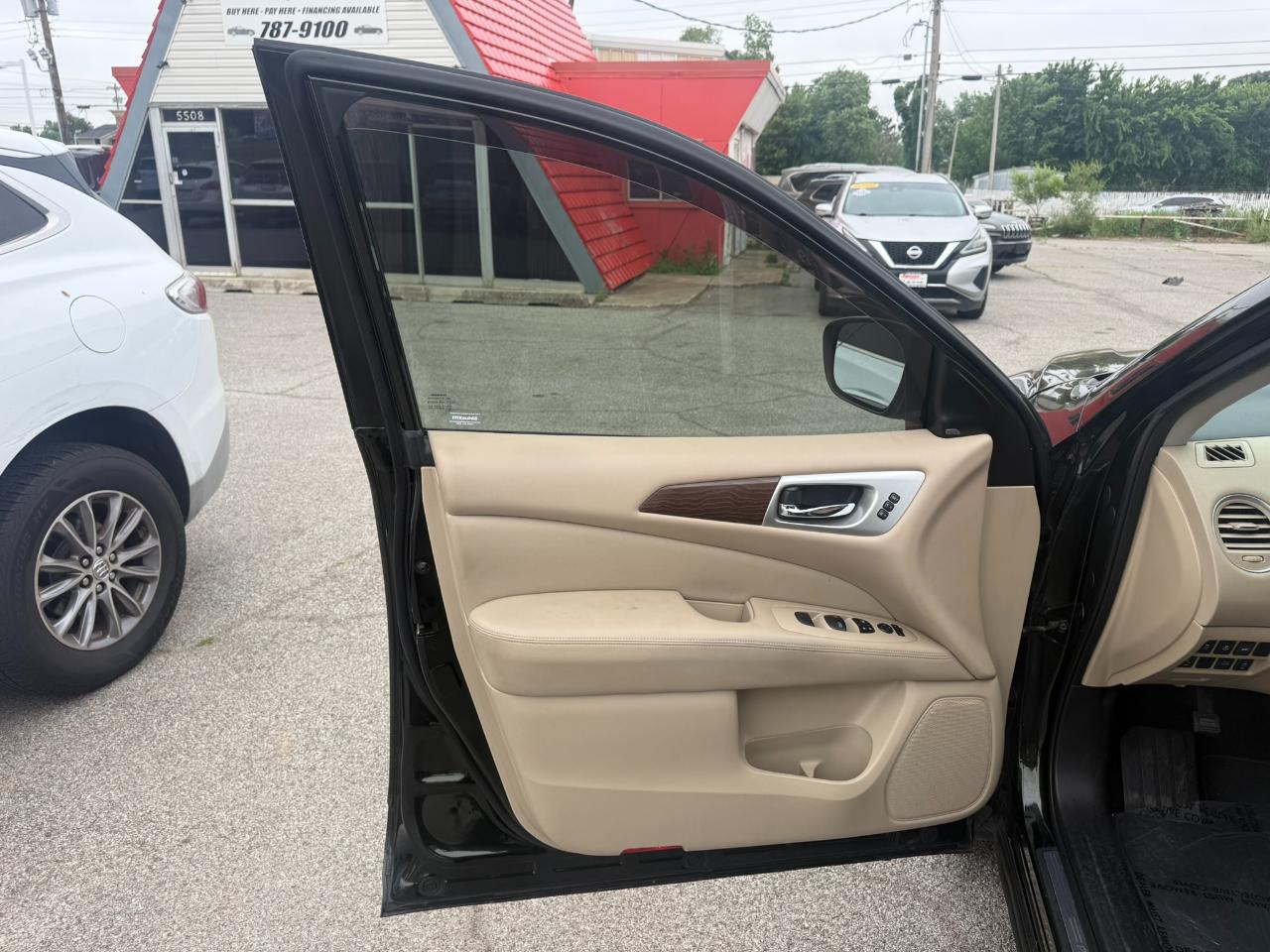 Nissan Pathfinder Platinum 2WD 2018