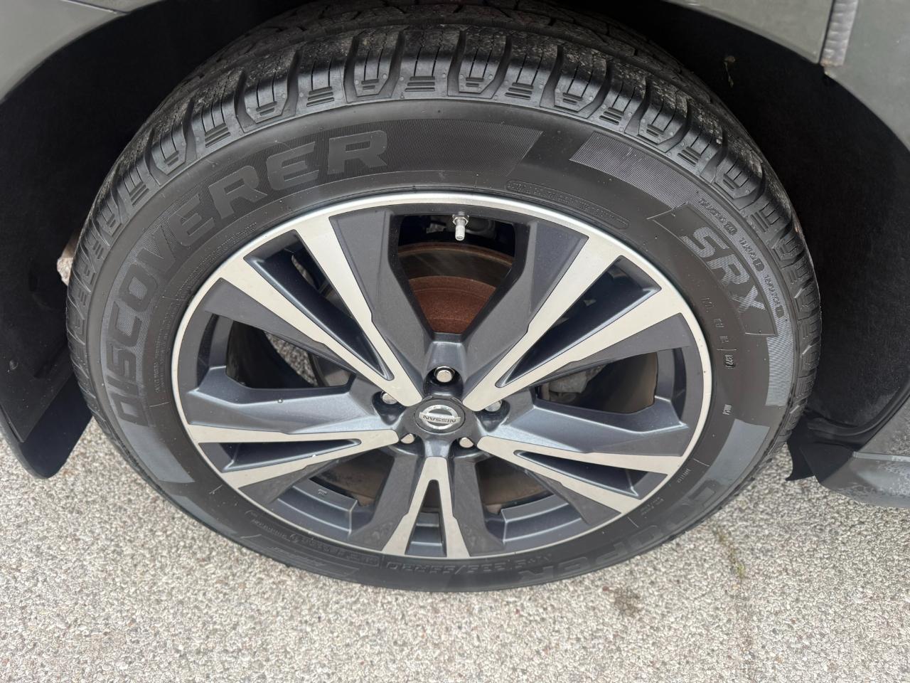 Nissan Pathfinder Platinum 2WD 2018