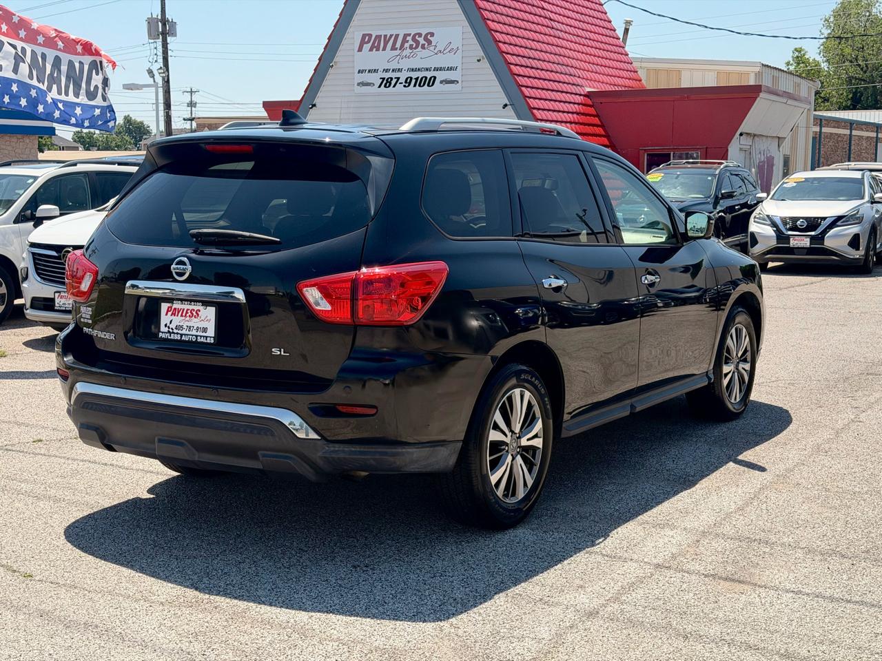 Nissan Pathfinder SL 2WD 2019