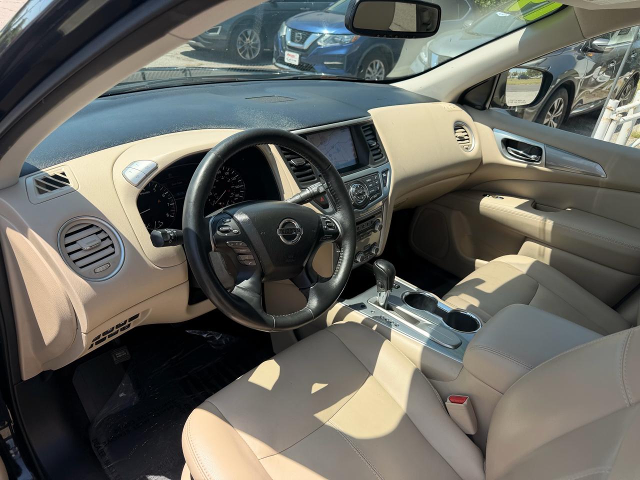 Nissan Pathfinder SL 2WD 2019