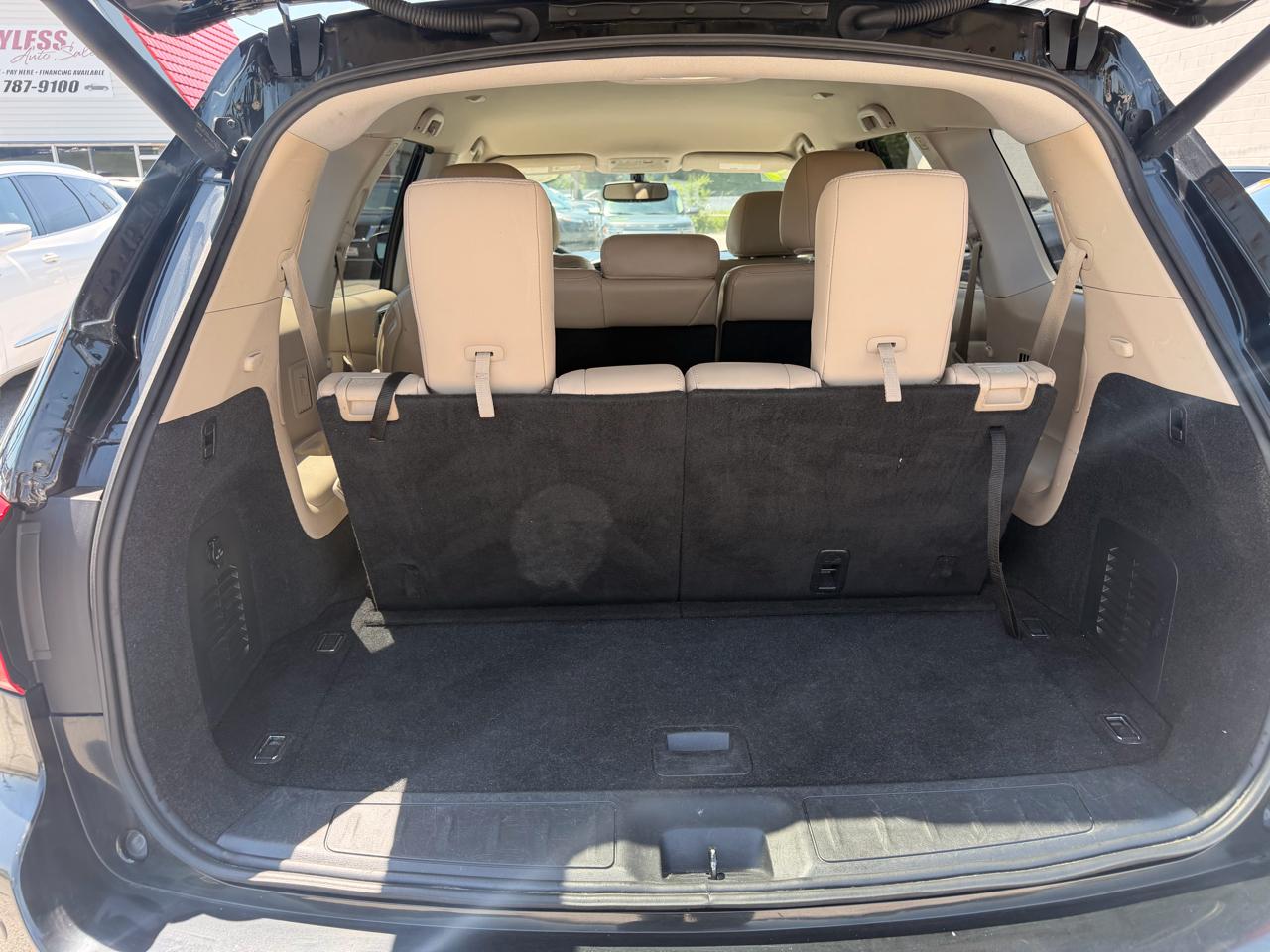 Nissan Pathfinder SL 2WD 2019